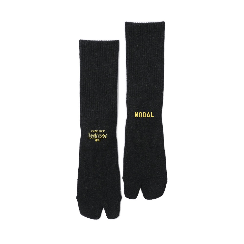 NODAL X Balansa Plain Socks (Charcoal)